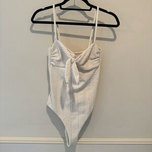 Devon Windsor White One-Piece Suit